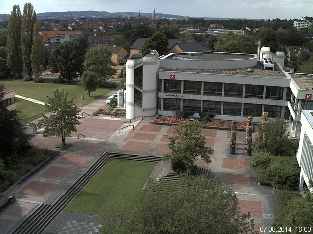 Foto der Webcam: Verwaltungsgeb&auml;ude, Innenhof mit Audimax, H&ouml;rsaal-Geb&auml;ude 1