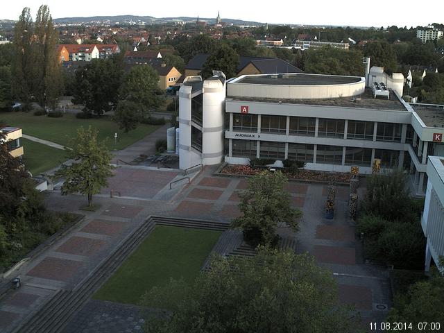 Foto der Webcam: Verwaltungsgeb&auml;ude, Innenhof mit Audimax, H&ouml;rsaal-Geb&auml;ude 1