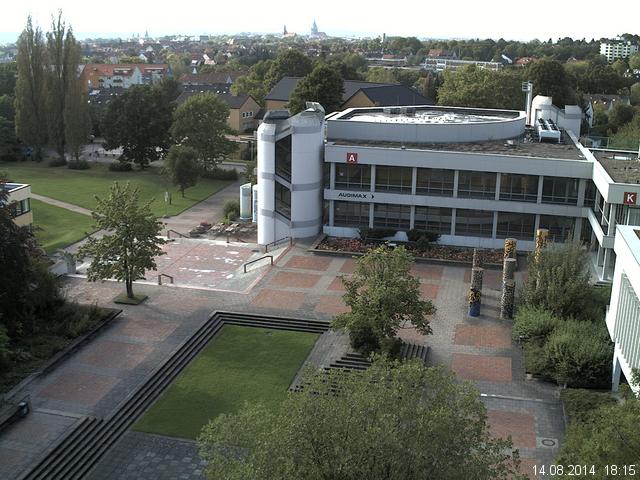 Foto der Webcam: Verwaltungsgeb&auml;ude, Innenhof mit Audimax, H&ouml;rsaal-Geb&auml;ude 1
