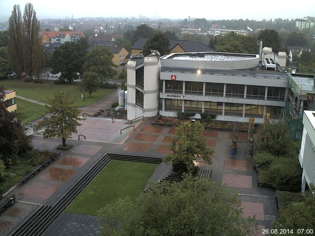 Foto der Webcam: Verwaltungsgeb&auml;ude, Innenhof mit Audimax, H&ouml;rsaal-Geb&auml;ude 1