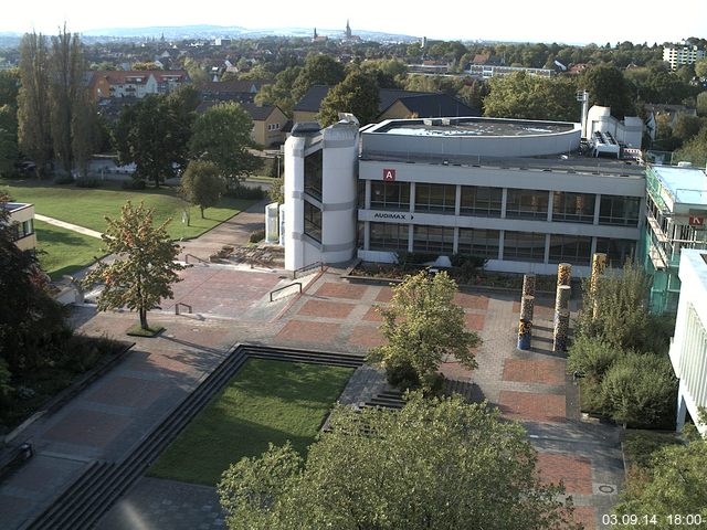 Foto der Webcam: Verwaltungsgeb&auml;ude, Innenhof mit Audimax, H&ouml;rsaal-Geb&auml;ude 1