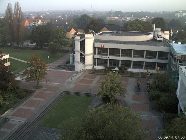 Foto der Webcam: Verwaltungsgeb&auml;ude, Innenhof mit Audimax, H&ouml;rsaal-Geb&auml;ude 1