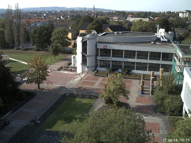 Foto der Webcam: Verwaltungsgeb&auml;ude, Innenhof mit Audimax, H&ouml;rsaal-Geb&auml;ude 1