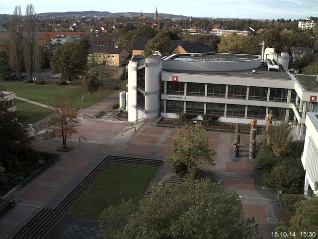 Foto der Webcam: Verwaltungsgeb&auml;ude, Innenhof mit Audimax, H&ouml;rsaal-Geb&auml;ude 1