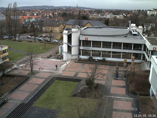Foto der Webcam: Verwaltungsgeb&auml;ude, Innenhof mit Audimax, H&ouml;rsaal-Geb&auml;ude 1