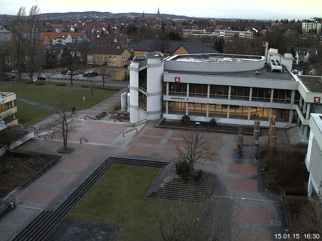 Foto der Webcam: Verwaltungsgeb&auml;ude, Innenhof mit Audimax, H&ouml;rsaal-Geb&auml;ude 1