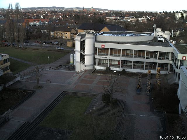 Foto der Webcam: Verwaltungsgeb&auml;ude, Innenhof mit Audimax, H&ouml;rsaal-Geb&auml;ude 1