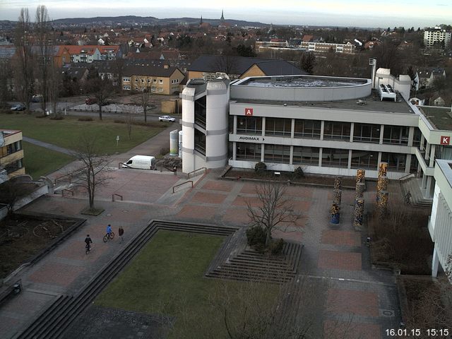 Foto der Webcam: Verwaltungsgeb&auml;ude, Innenhof mit Audimax, H&ouml;rsaal-Geb&auml;ude 1