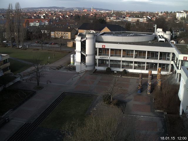 Foto der Webcam: Verwaltungsgeb&auml;ude, Innenhof mit Audimax, H&ouml;rsaal-Geb&auml;ude 1