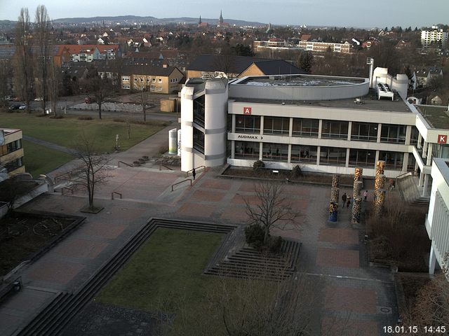 Foto der Webcam: Verwaltungsgeb&auml;ude, Innenhof mit Audimax, H&ouml;rsaal-Geb&auml;ude 1
