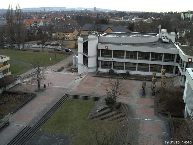 Foto der Webcam: Verwaltungsgeb&auml;ude, Innenhof mit Audimax, H&ouml;rsaal-Geb&auml;ude 1