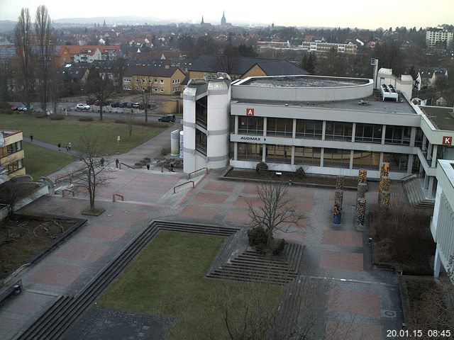 Foto der Webcam: Verwaltungsgeb&auml;ude, Innenhof mit Audimax, H&ouml;rsaal-Geb&auml;ude 1