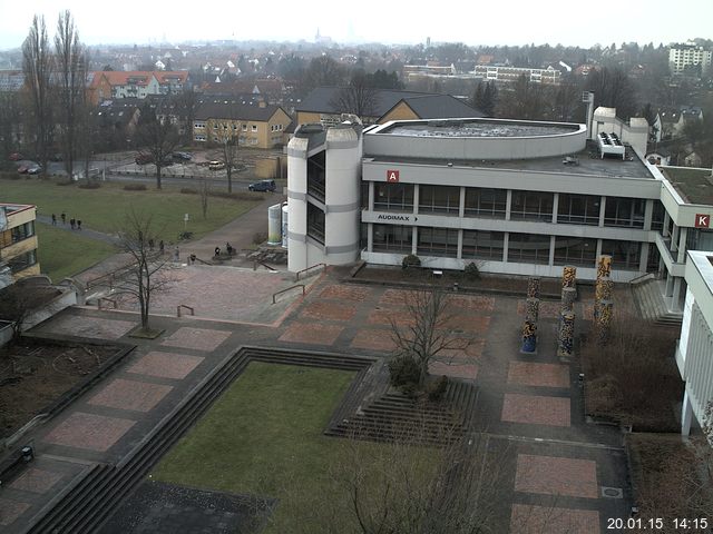 Foto der Webcam: Verwaltungsgeb&auml;ude, Innenhof mit Audimax, H&ouml;rsaal-Geb&auml;ude 1