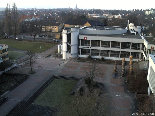 Foto der Webcam: Verwaltungsgeb&auml;ude, Innenhof mit Audimax, H&ouml;rsaal-Geb&auml;ude 1