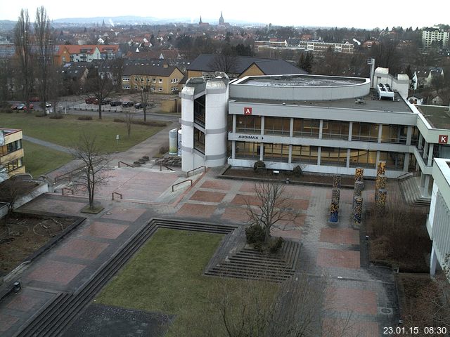 Foto der Webcam: Verwaltungsgeb&auml;ude, Innenhof mit Audimax, H&ouml;rsaal-Geb&auml;ude 1