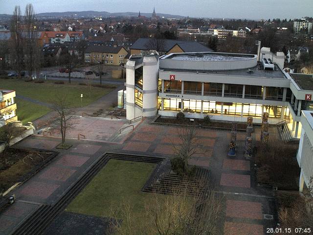 Foto der Webcam: Verwaltungsgeb&auml;ude, Innenhof mit Audimax, H&ouml;rsaal-Geb&auml;ude 1