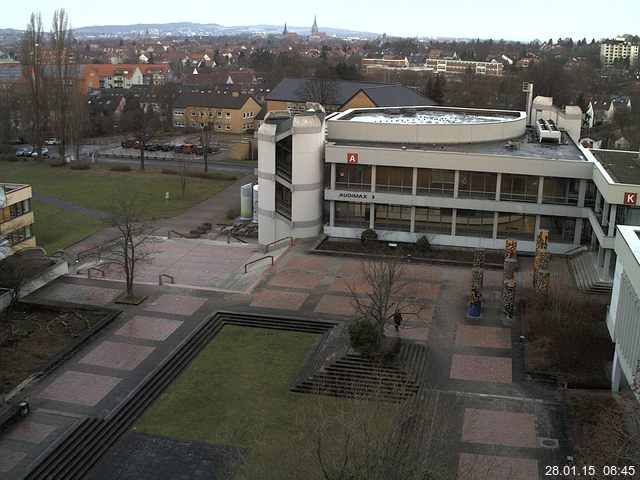 Foto der Webcam: Verwaltungsgeb&auml;ude, Innenhof mit Audimax, H&ouml;rsaal-Geb&auml;ude 1
