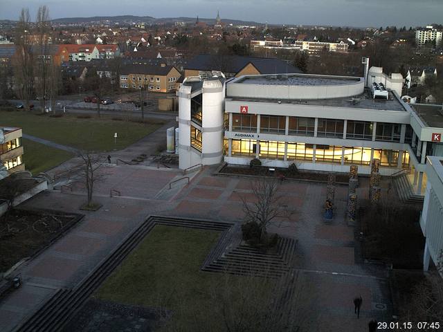 Foto der Webcam: Verwaltungsgeb&auml;ude, Innenhof mit Audimax, H&ouml;rsaal-Geb&auml;ude 1