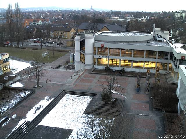 Foto der Webcam: Verwaltungsgeb&auml;ude, Innenhof mit Audimax, H&ouml;rsaal-Geb&auml;ude 1