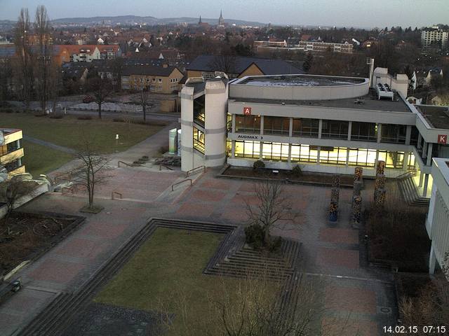 Foto der Webcam: Verwaltungsgeb&auml;ude, Innenhof mit Audimax, H&ouml;rsaal-Geb&auml;ude 1