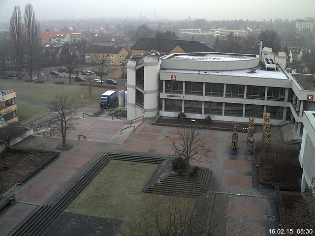 Foto der Webcam: Verwaltungsgeb&auml;ude, Innenhof mit Audimax, H&ouml;rsaal-Geb&auml;ude 1
