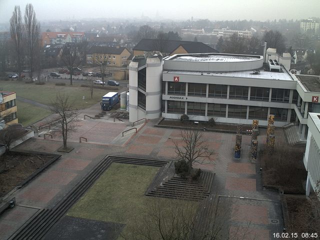 Foto der Webcam: Verwaltungsgeb&auml;ude, Innenhof mit Audimax, H&ouml;rsaal-Geb&auml;ude 1