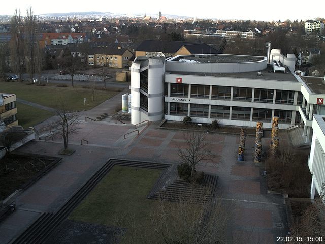 Foto der Webcam: Verwaltungsgeb&auml;ude, Innenhof mit Audimax, H&ouml;rsaal-Geb&auml;ude 1