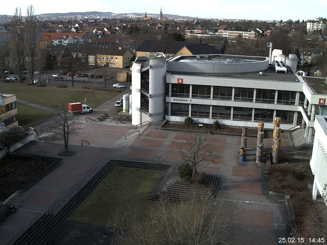 Foto der Webcam: Verwaltungsgeb&auml;ude, Innenhof mit Audimax, H&ouml;rsaal-Geb&auml;ude 1