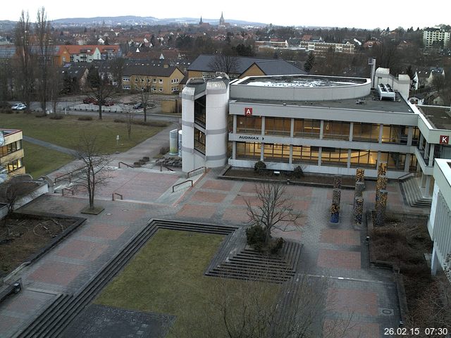 Foto der Webcam: Verwaltungsgeb&auml;ude, Innenhof mit Audimax, H&ouml;rsaal-Geb&auml;ude 1