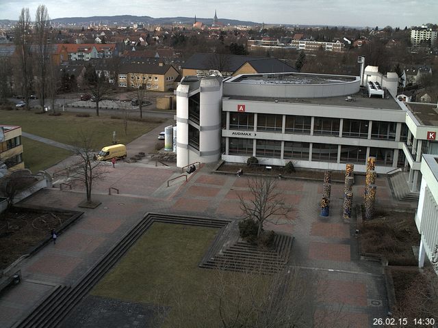 Foto der Webcam: Verwaltungsgeb&auml;ude, Innenhof mit Audimax, H&ouml;rsaal-Geb&auml;ude 1