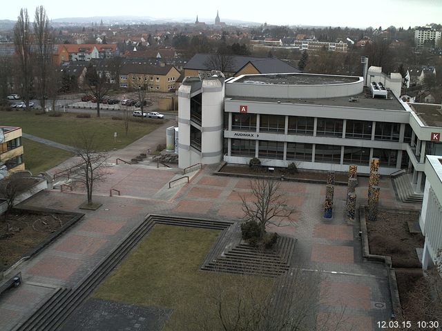 Foto der Webcam: Verwaltungsgeb&auml;ude, Innenhof mit Audimax, H&ouml;rsaal-Geb&auml;ude 1