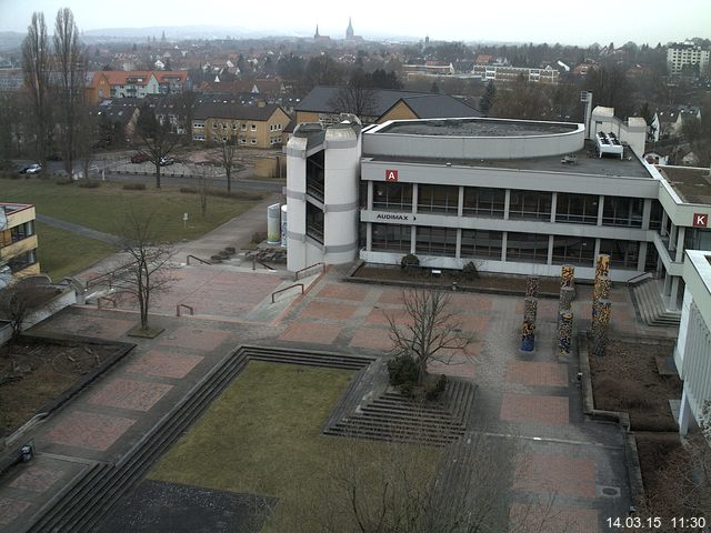Foto der Webcam: Verwaltungsgeb&auml;ude, Innenhof mit Audimax, H&ouml;rsaal-Geb&auml;ude 1