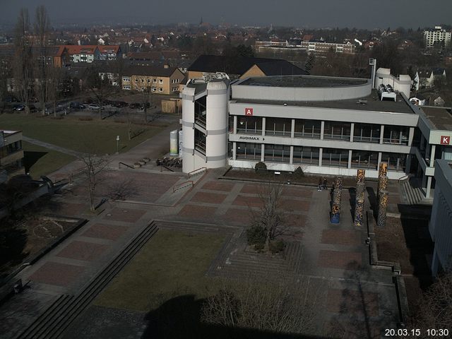 Foto der Webcam: Verwaltungsgeb&auml;ude, Innenhof mit Audimax, H&ouml;rsaal-Geb&auml;ude 1