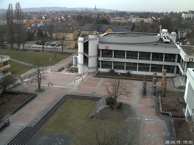 Foto der Webcam: Verwaltungsgeb&auml;ude, Innenhof mit Audimax, H&ouml;rsaal-Geb&auml;ude 1