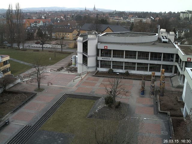 Foto der Webcam: Verwaltungsgeb&auml;ude, Innenhof mit Audimax, H&ouml;rsaal-Geb&auml;ude 1