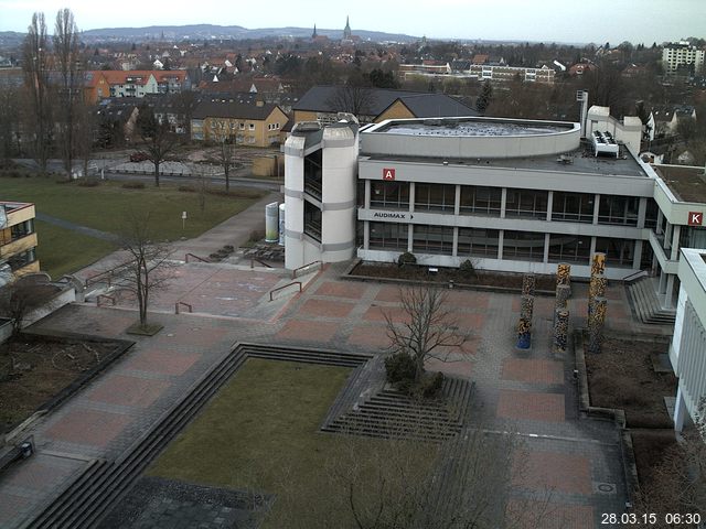 Foto der Webcam: Verwaltungsgeb&auml;ude, Innenhof mit Audimax, H&ouml;rsaal-Geb&auml;ude 1