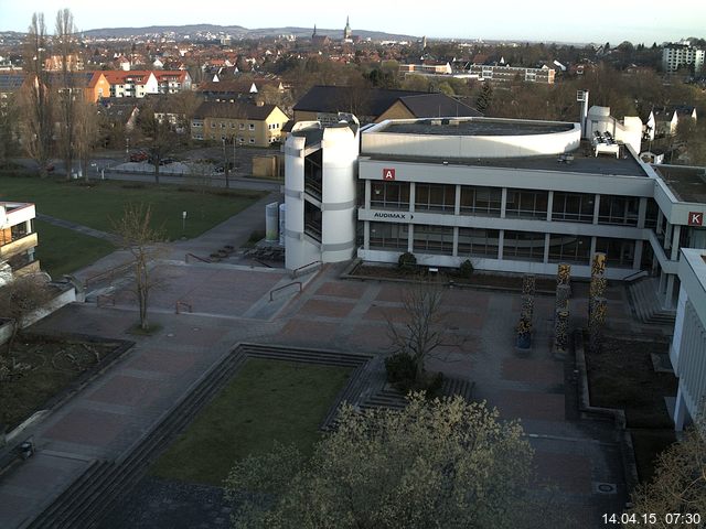 Foto der Webcam: Verwaltungsgeb&auml;ude, Innenhof mit Audimax, H&ouml;rsaal-Geb&auml;ude 1