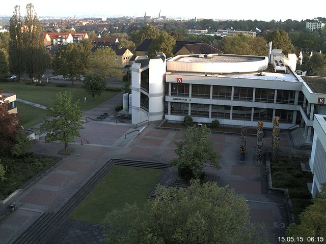 Foto der Webcam: Verwaltungsgeb&auml;ude, Innenhof mit Audimax, H&ouml;rsaal-Geb&auml;ude 1