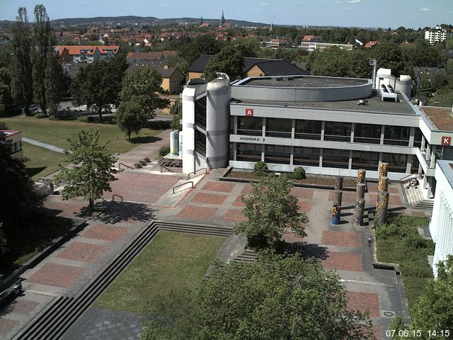 Foto der Webcam: Verwaltungsgeb&auml;ude, Innenhof mit Audimax, H&ouml;rsaal-Geb&auml;ude 1