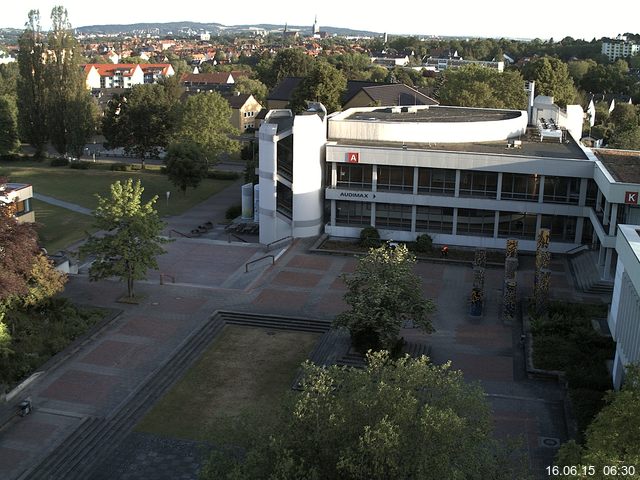 Foto der Webcam: Verwaltungsgeb&auml;ude, Innenhof mit Audimax, H&ouml;rsaal-Geb&auml;ude 1