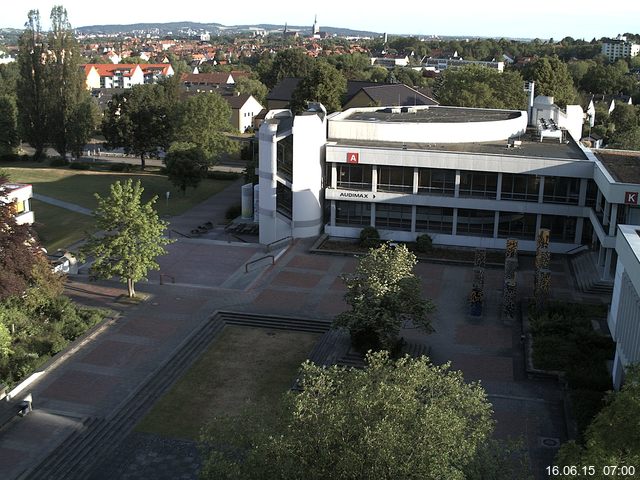 Foto der Webcam: Verwaltungsgeb&auml;ude, Innenhof mit Audimax, H&ouml;rsaal-Geb&auml;ude 1