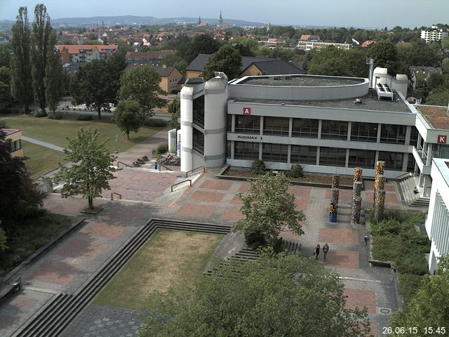 Foto der Webcam: Verwaltungsgeb&auml;ude, Innenhof mit Audimax, H&ouml;rsaal-Geb&auml;ude 1