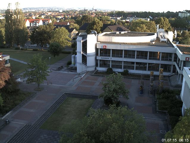 Foto der Webcam: Verwaltungsgeb&auml;ude, Innenhof mit Audimax, H&ouml;rsaal-Geb&auml;ude 1