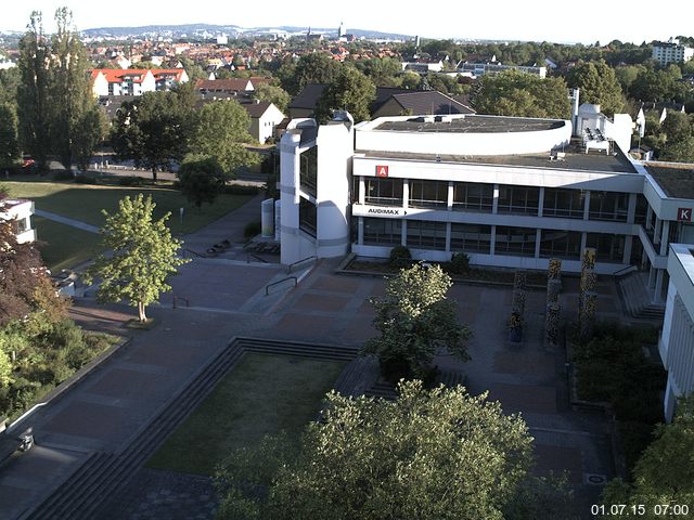 Foto der Webcam: Verwaltungsgeb&auml;ude, Innenhof mit Audimax, H&ouml;rsaal-Geb&auml;ude 1