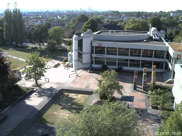 Foto der Webcam: Verwaltungsgeb&auml;ude, Innenhof mit Audimax, H&ouml;rsaal-Geb&auml;ude 1