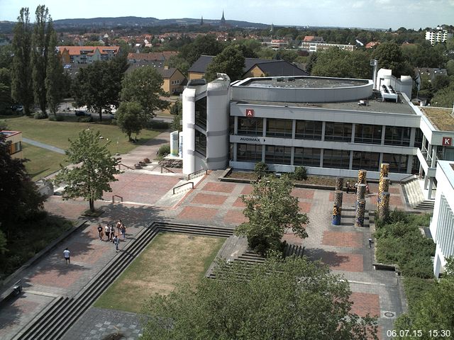 Foto der Webcam: Verwaltungsgeb&auml;ude, Innenhof mit Audimax, H&ouml;rsaal-Geb&auml;ude 1