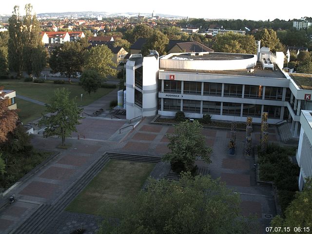 Foto der Webcam: Verwaltungsgeb&auml;ude, Innenhof mit Audimax, H&ouml;rsaal-Geb&auml;ude 1