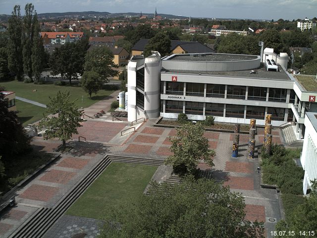 Foto der Webcam: Verwaltungsgeb&auml;ude, Innenhof mit Audimax, H&ouml;rsaal-Geb&auml;ude 1