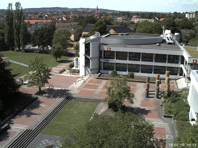 Foto der Webcam: Verwaltungsgeb&auml;ude, Innenhof mit Audimax, H&ouml;rsaal-Geb&auml;ude 1