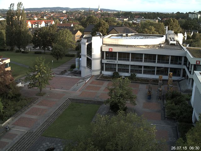 Foto der Webcam: Verwaltungsgeb&auml;ude, Innenhof mit Audimax, H&ouml;rsaal-Geb&auml;ude 1